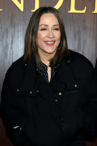 Glumica najpoznatija po ulozi Debre Barone u sitcomu &quot;Svi vole Raymonda&quot;, Patricia Heaton, 4. ožujka ove godine napunit će 65. Za spomenutu ulogu osvojila je i dvije nagrade Emmy, a nakon te uloge gledali smo ju u seriji &quot;Sredina&quot;, kao i još nekim serijama i filmovima.