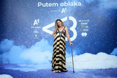 Brojni poznati stigli na proslavu trećeg rođendana podcasta Ane Radišić