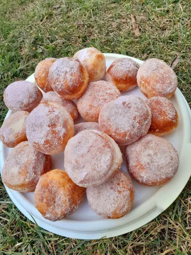 Od šarenih glazura do sočnih nadjeva: Pogledaj divne krafne naših čitateljica