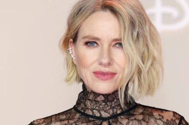 Naomi Watts i Sarah Paulson u izazovnim izdanjima zasjenile Kim Kardashian