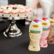 Predajte se iskušenjima ukusne linije gelova za tuširanje Palmolive Gourmet Body Butter