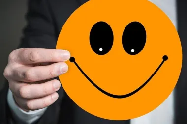 Razlika između emoji i emotikona