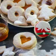 Imamo recept za Linzere uz koji će ti ovi keksići svaki put uspjeti