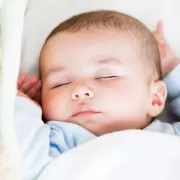 Slatke muke: Kako pomoći bebi da prespava noć?