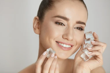 Kako je 'face icing' osvojio Tiktok i promijenio pravila igre u njezi kože?