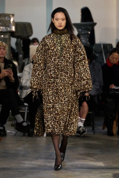 Kako nositi animal print s elegancijom – modni trikovi koji djeluju