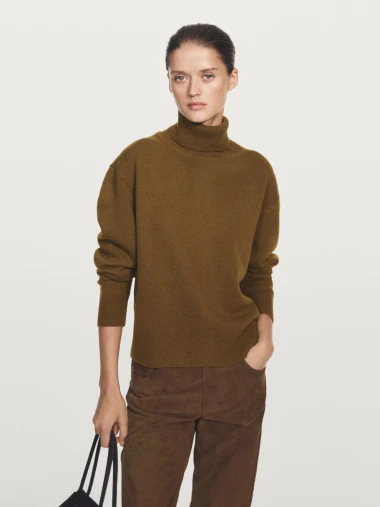 Klasična, ali uvijek moderna: Dolčevita kao temelj zimskih kombinacija