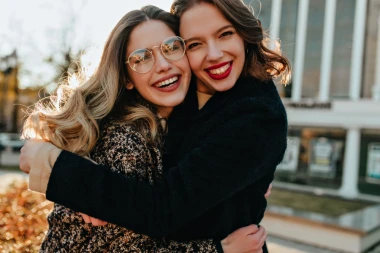 Horoskop za četvrtak: Ovnovima se smiješi novi posao, strijelci će se posvetiti sebi