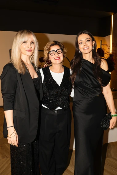 Zavirite s nama na inspirativno, predblagdansko, žensko druženje u režiji dizajnerice Aleksandre Dojčinović