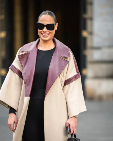 Zanosna crnka sa špice oduševila u kaputu i čizmama u boji sezone, želimo kopirati baš sve