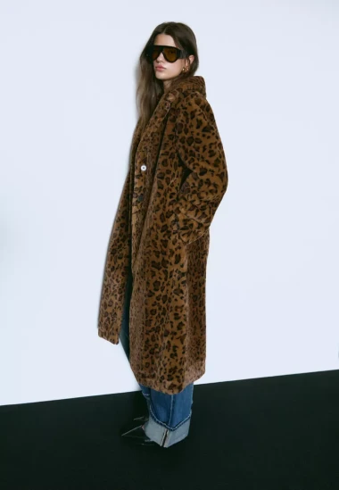 Iz high street ponude: Najljepše bunde od umjetnog krzna koje ćemo nositi cijelu sezonu